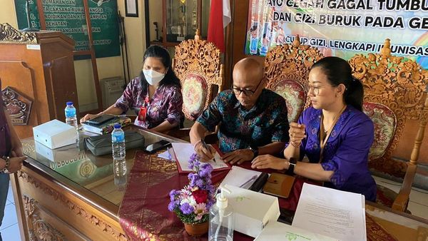 Kegiatan Rembuk Stunting guna 'Mencegah Gagal Tumbuh Kembang Anak dan Gizi Buruk Pada Generasi Muda' di Desa Sanur Kaja