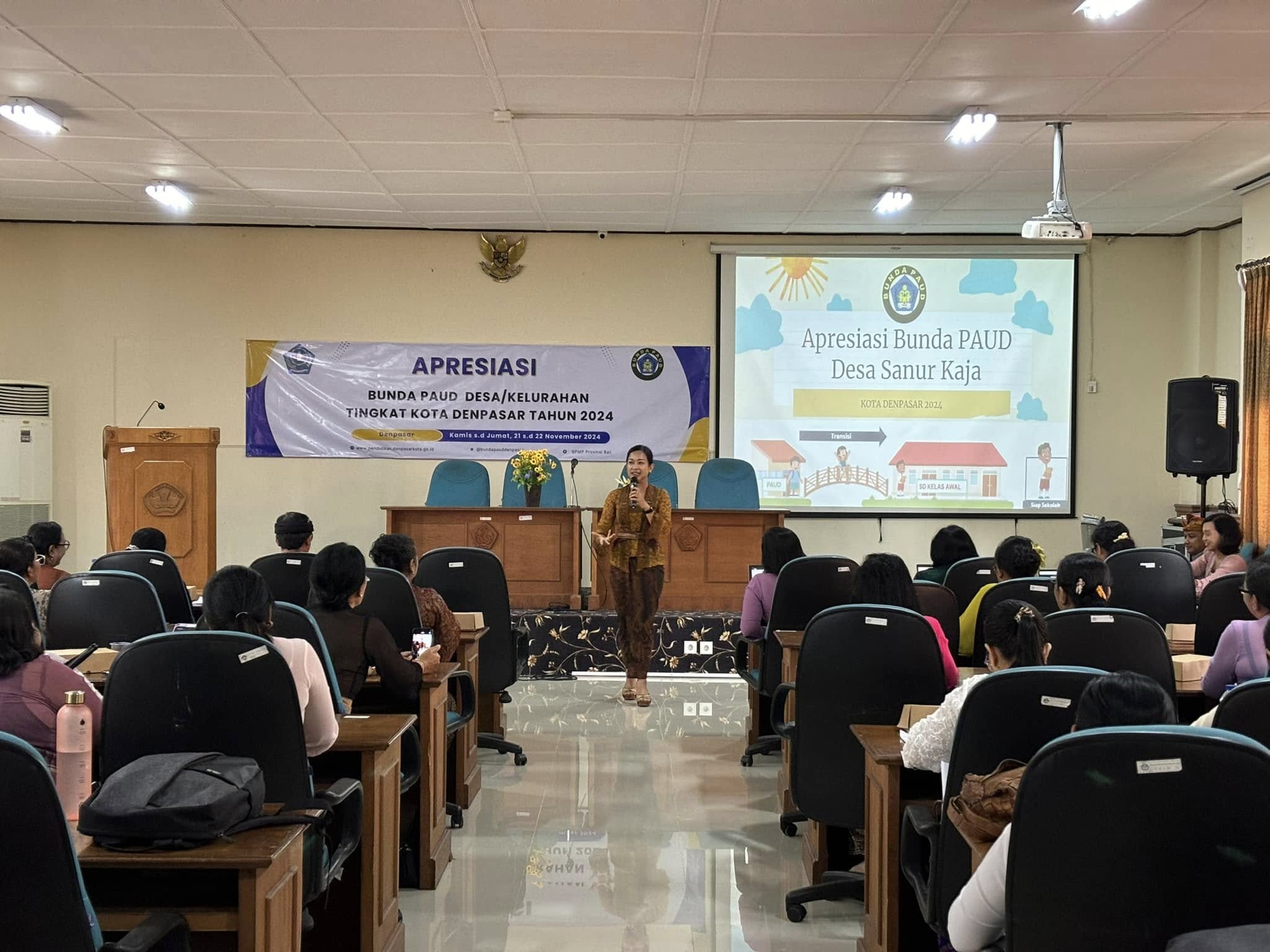 Presentasi oleh Bunda PAUD Desa Sanur Kaja