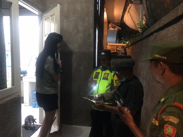 Pendataan Penduduk Pendatang di Wilayah Dusun Pekandelan Bersama Polsek Denpasar Selatan, Linmas dan Bhabinkamtibmas
