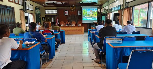 Rapat Koordinasi Kelompok Masyarakat Penyelenggara (KMP) Mengenai Pembangunan TPS3R Cemara
