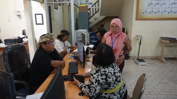 Monitoring dan Evaluasi terkait APB Desa serta Aset Desa Sanur Kaja oleh Tim Kecamatan Denpasar Selatan