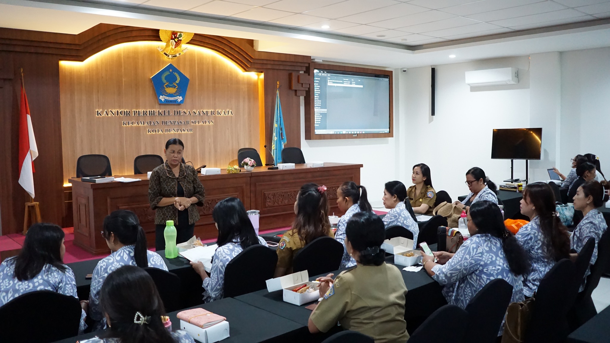 Pembinaan Peningkatan Kapasitas TP PKK dan UP2K Desa Sanur Kaja