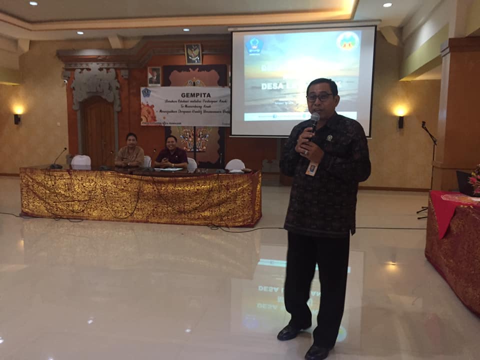 Pemaparan Bp. Perbekel mengenai Desa Layak Anak di Desa Sanur Kaja