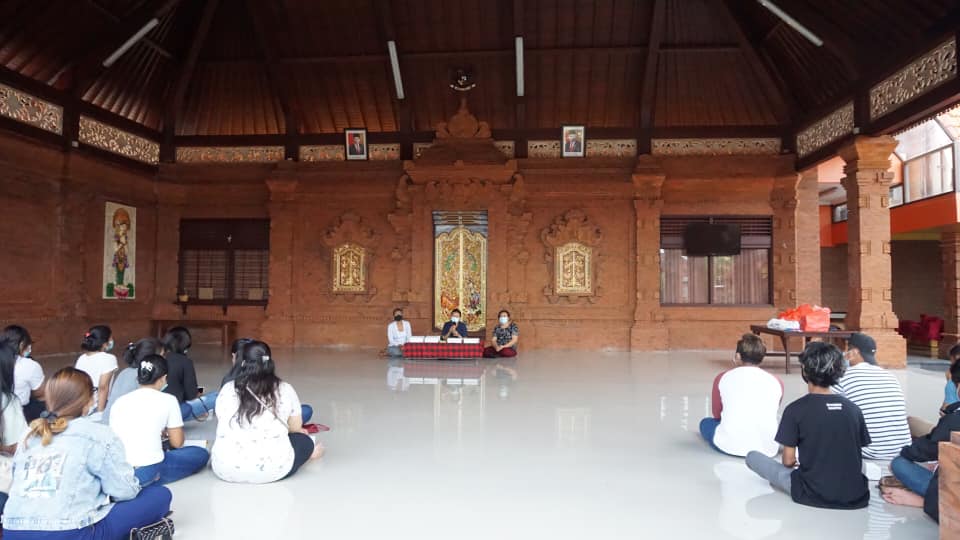 Pelatihan Posyandu Remaja 'SAKA YOWANA'