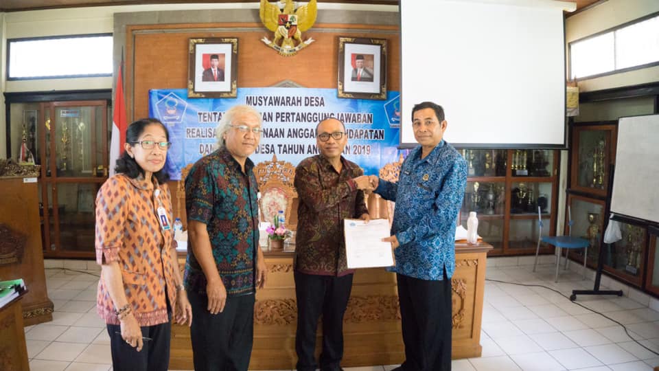 Musyawarah Desa Tentang Laporan Pertanggungjawaban Realisasi Pelaksanaan APB Desa Th 2019 & Laporan Pertangungjawaban Bumdesa Saka Mandiri.