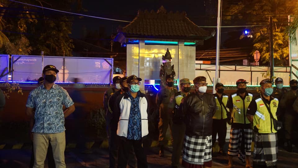 PELAKSAAN EDUKASI UNTUK SELALU MENGGUNAKAN MASKER