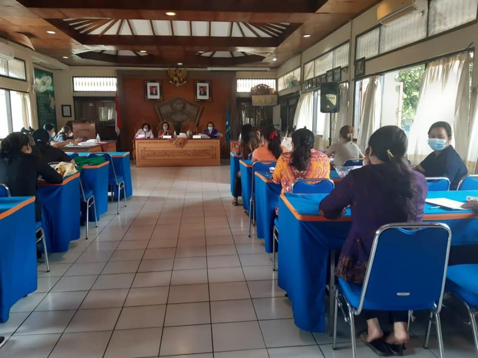 Rapat Koordinasi Pembinaan dan Evaluasi PKK Dusun dan Posyandu