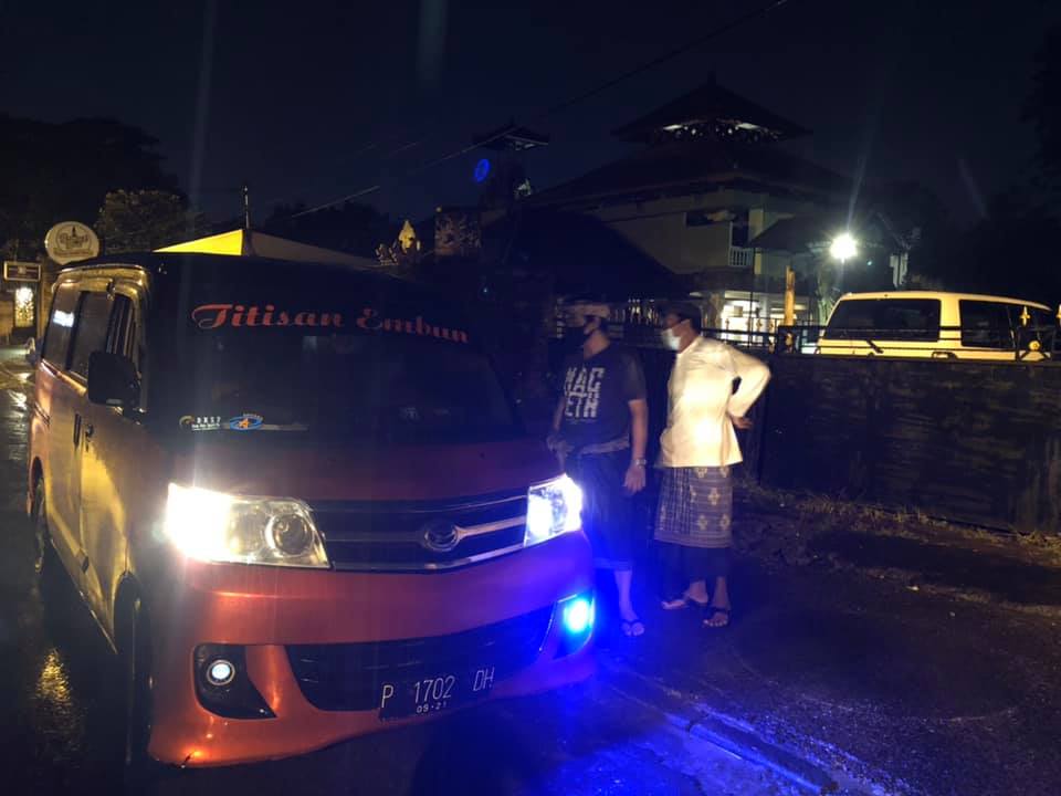 Patroli Pembatasan Kegiatan Masyarakat (PKM) di  Wilayah Desa Sanur Kaja 