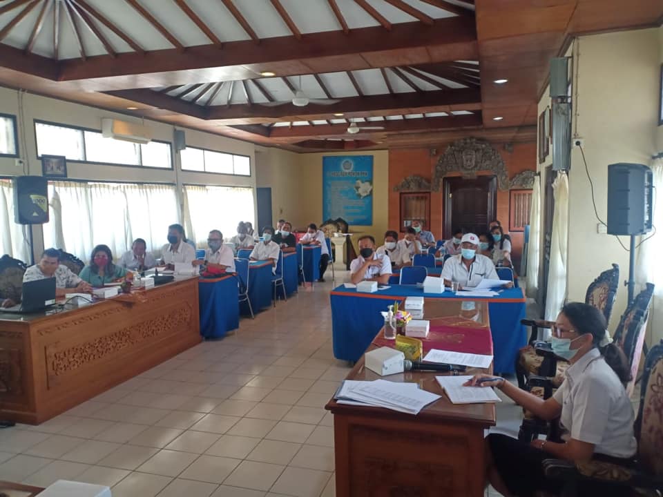 Rapat Presentasi dari Perumda Bhukti Praja Sewaka Dharma (PD.PARKIR) Terkait Hasil Survey Pengelolaan Parkir di Jalan Hangtuah Timur