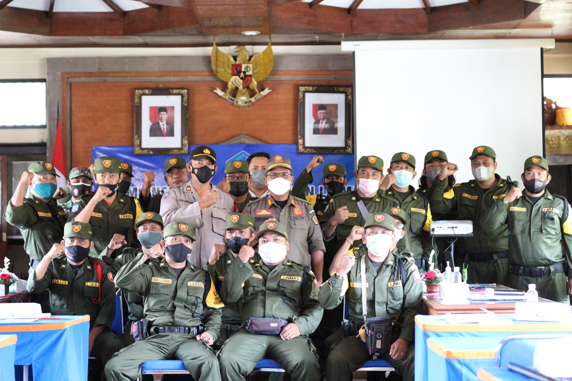 PENINGKATAN KAPASITAS LINMAS MELALUI BIMBINGAN TEKNIS LINMAS DI DESA SANUR KAJA