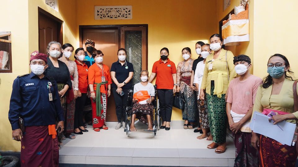 Giat Penyerahan Alat Bantu Kesehatan berupa Kursi Roda & Sarana Prokes dari KKKS Kota Denpasar