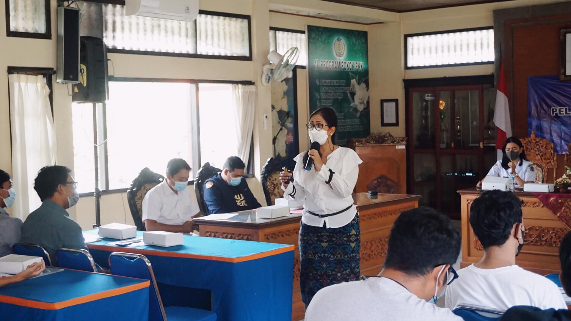 Pelatihan dan Pembinaan Catin (Calon Pengantin) di Desa Sanur Kaja